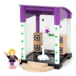 BRIO Village（ブリオ ヴィレッジ）｜木製レールセットと遊べる